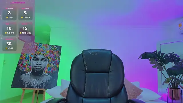 JANYLOVE   online show from 04/04/26, 10:46