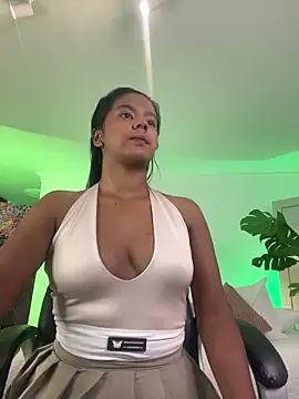 JANYLOVE   online show from 05/30/26, 11:07