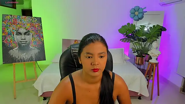 Snapshot of JANYLOVE__ chatting on 07/16/26, 10:43 JANYLOVE online show from 07/16/26, 10:43
