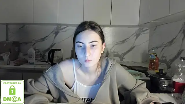 Ayesha Thebestt online show from 01/10/26, 10:36