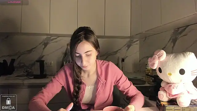 Ayesha Thebestt online show from 02/11/26, 07:41