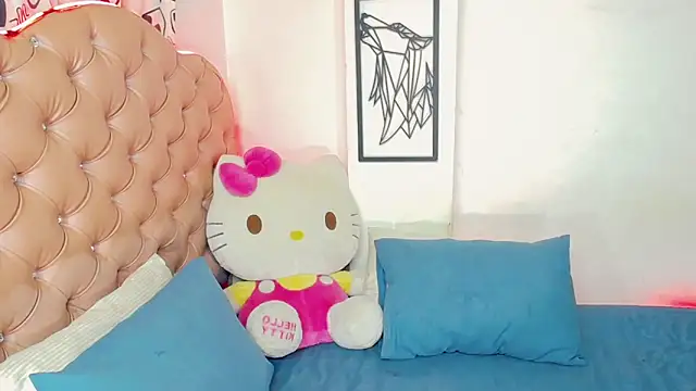 Snapshot of Aslhy_Goddessx chatting on 12/14/24, 04:45 Aslhy Goddessx online show from 12/14/24, 04:45