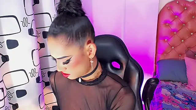 Snapshot of Aslhy_Goddessx chatting on 10/01/25, 06:19 Aslhy Goddessx online show from 10/01/25, 06:19