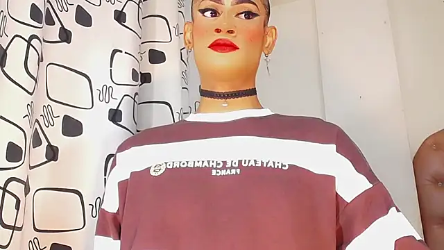 Snapshot of Aslhy_Goddessx chatting on 10/05/25, 09:02 Aslhy Goddessx online show from 10/05/25, 09:02