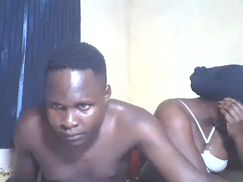 Dark Queenchocolate online show from 10/18/25, 08:31