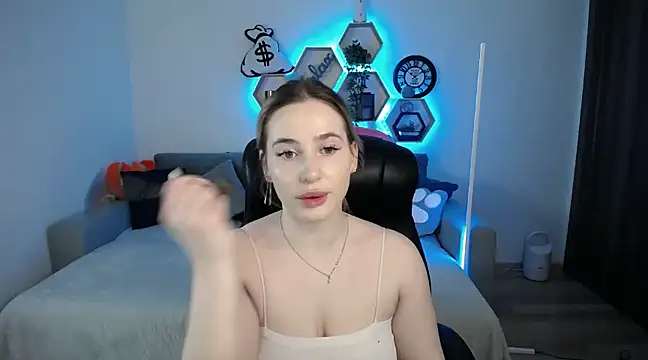 SabrinViolet online show from 03/04/25, 09:07