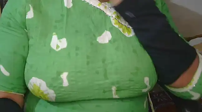 Cute Ruhi99 online show from 02/26/25, 07:42