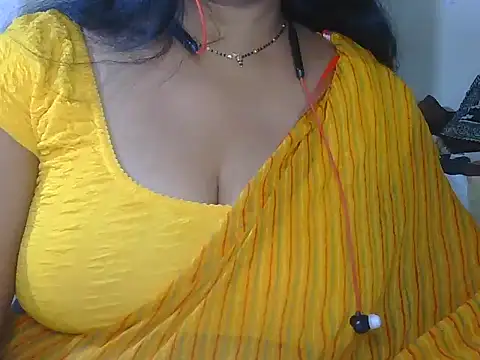 Cute Ruhi99 online show from 02/05/26, 08:52