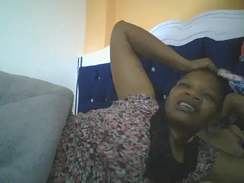 clakemmy250 online show from 02/06/25, 09:49