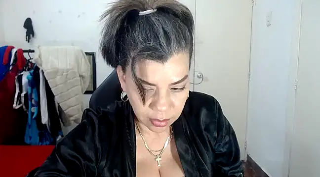 vikyadams online show from 02/26/25, 08:33