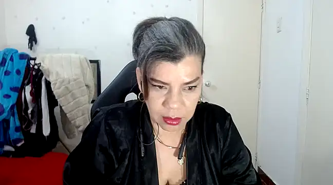 vikyadams online show from 02/27/25, 07:23