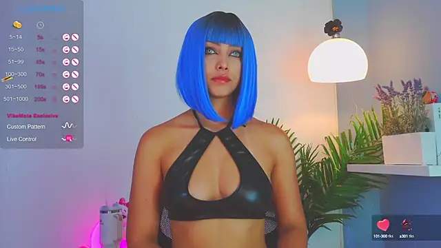 Snapshot of catalina__lovers chatting on 02/03/25, 05:46 catalina lovers online show from 02/03/25, 05:46