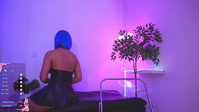 Snapshot of catalina__lovers chatting on 12/17/25, 05:52 catalina lovers online show from 12/17/25, 05:52