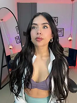 Luna  Ponce online show from 03/13/26, 02:12