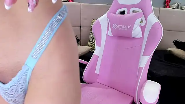 PamelaAnderson 2 online show from 02/08/25, 07:48