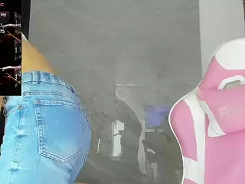 PamelaAnderson 2 online show from 03/09/25, 03:54