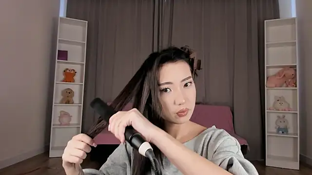 Snapshot of tinki_winkii chatting on 11/05/25, 06:35 tinki winkii online show from 11/05/25, 06:35