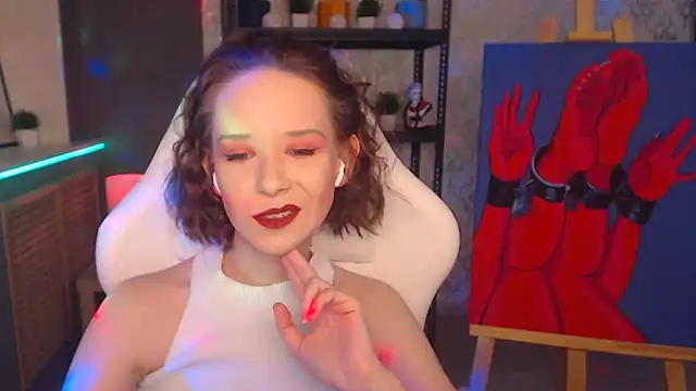 FascinatingEyess online show from 12/18/24, 02:49