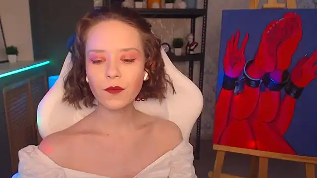 FascinatingEyess online show from 12/19/24, 07:18