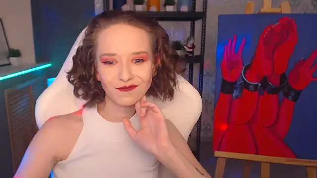 FascinatingEyess online show from 01/02/25, 09:39