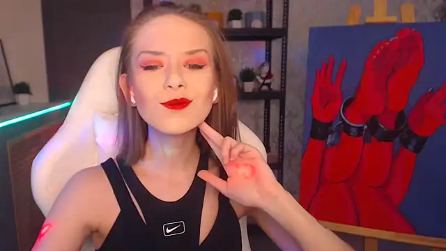 FascinatingEyess online show from 01/17/25, 09:39