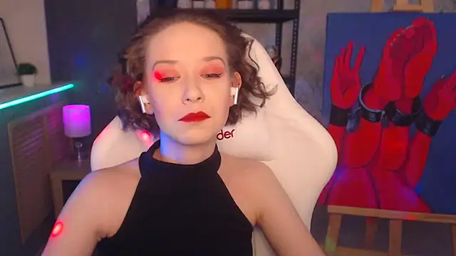 FascinatingEyess online show from 02/11/25, 05:16