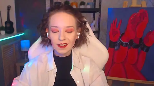 FascinatingEyess online show from 02/25/25, 06:36