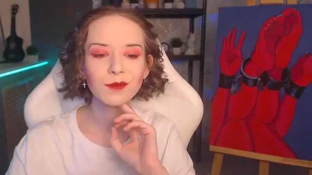 FascinatingEyess online show from 09/28/25, 06:46