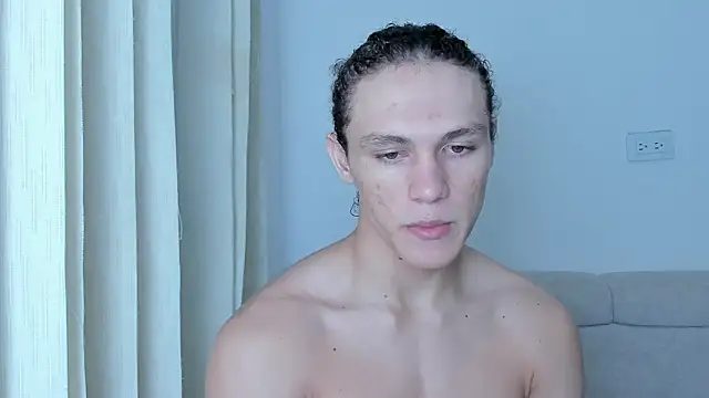 laurent nova online show from 02/07/25, 03:01