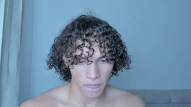 laurent nova online show from 02/08/25, 03:52