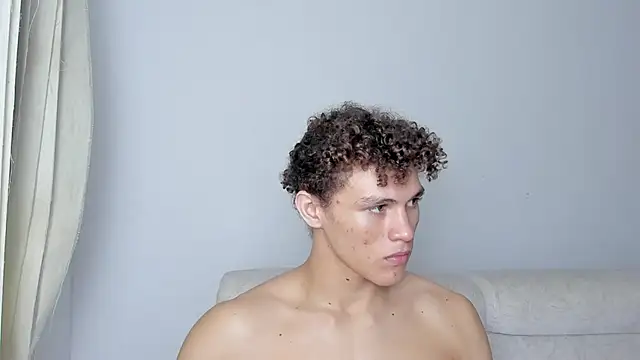 laurent nova online show from 02/12/25, 09:52