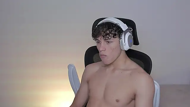 laurent nova online show from 10/09/25, 04:54