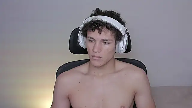 laurent nova online show from 10/15/25, 08:58