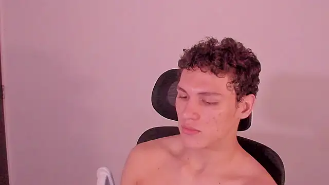 laurent nova online show from 03/24/26, 06:40