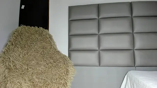 dereksmith2 online show from 02/04/26, 04:02