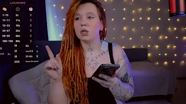 Snapshot of The_Full_Red_Moon chatting on 02/26/26, 04:00 The Full Red Moon online show from 02/26/26, 04:00