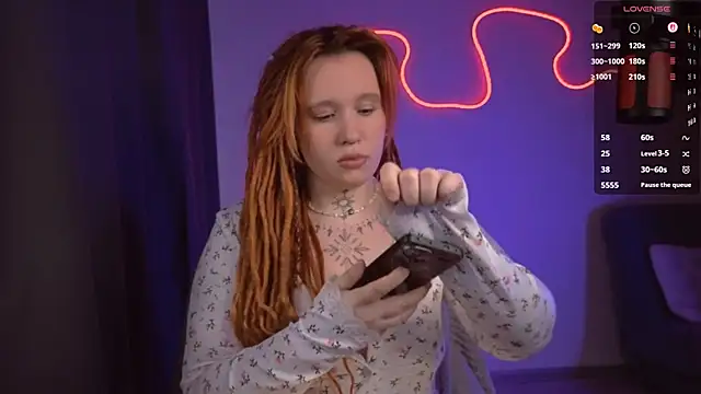 The Full Red Moon online show from 04/21/26, 09:04