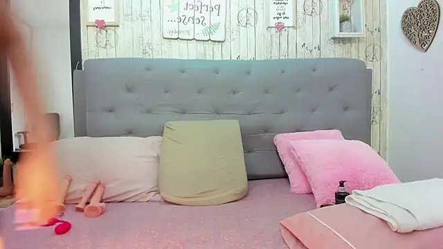 Antonella Montanari online show from 03/02/25, 11:31