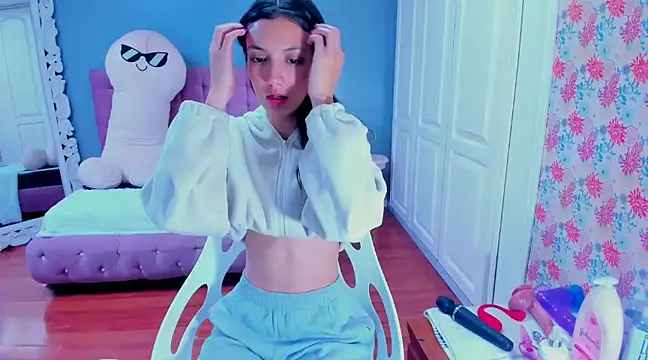 Snapshot of Iris_Stone_ chatting on 01/17/25, 08:22 Iris Stone online show from 01/17/25, 08:22