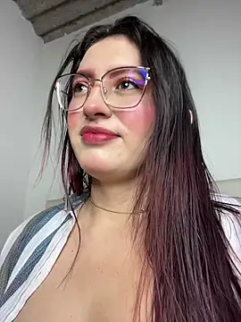 VioletPearson online show from 04/16/26, 08:48