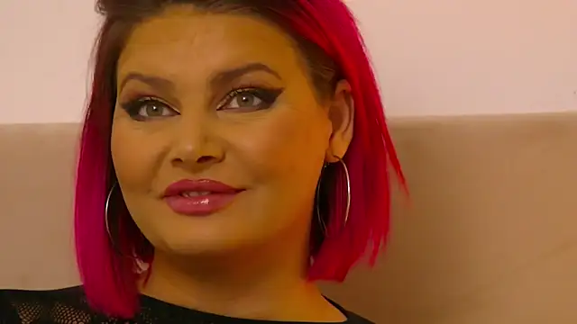 Snapshot of RissaRheys chatting on 12/03/24, 11:57 RissaRheys online show from 12/03/24, 11:57