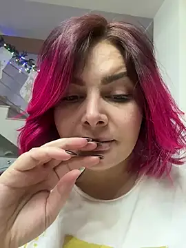 RissaRheys online show from 12/18/24, 04:42