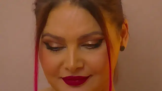 Snapshot of RissaRheys chatting on 01/19/25, 03:39 RissaRheys online show from 01/19/25, 03:39