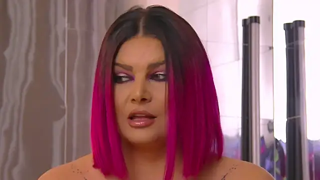 Snapshot of RissaRheys chatting on 02/16/25, 06:43 RissaRheys online show from 02/16/25, 06:43