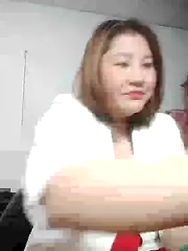 Snapshot of Rose_DiDi chatting on 01/29/25, 03:04 Rose DiDi online show from 01/29/25, 03:04