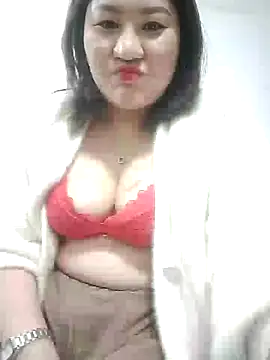 Snapshot of Rose_DiDi chatting on 02/10/25, 03:10 Rose DiDi online show from 02/10/25, 03:10