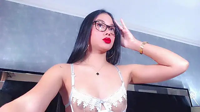 JasmineMoore online show from 02/18/25, 05:53