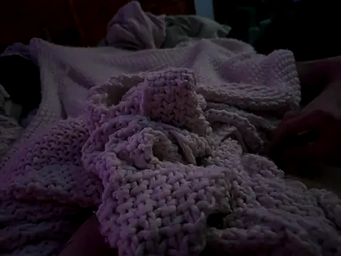 Snapshot of NC_Bald_and_Beautiful chatting on 11/15/25, 07:16 NC Bald and Beautiful online show from 11/15/25, 07:16