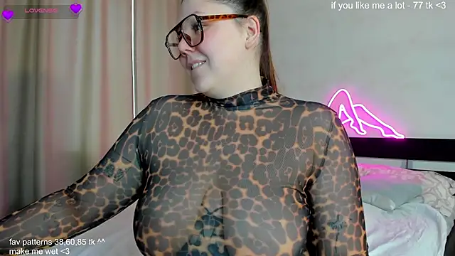 Ruth Oliver online show from 03/10/25, 08:15