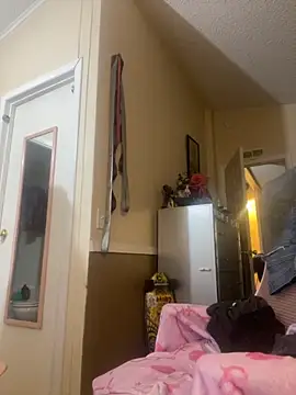 SafeinouterSpace online show from 09/11/25, 03:50